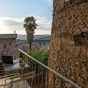 http://caporali-23-3-bedroom-flat-with-balcony.hotels-perugia.com