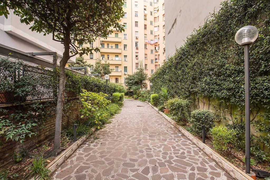 M&L Apartment - Caracalla Holiday Roma 0*,