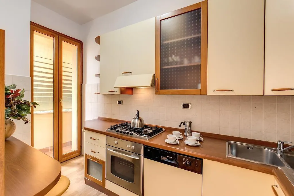 M&L Apartment - Caracalla Holiday Roma
